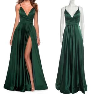 LA FEMME Emerald Green Satin Ball Gown Plunge V-Neck Dress Slit Evening 6 NWT